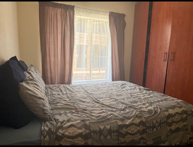 2 BEDROOM APARTMENT FOR SALE IN RUSTENBURG CENTRAL